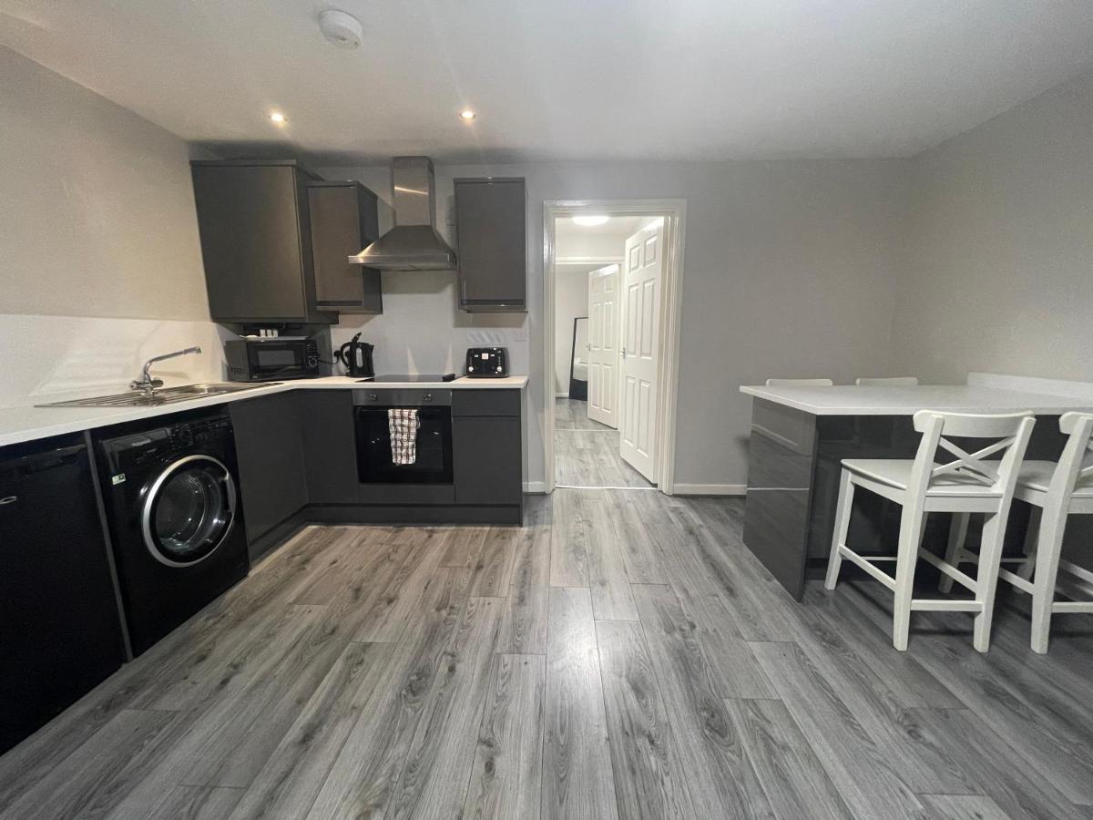 Mays Apartments - 147-153 Mill Street, Free Parking, 5 Minute Walk To Baltic Market And City Centre - Apartments Sleep 1-6 Guests Liverpool Extérieur photo